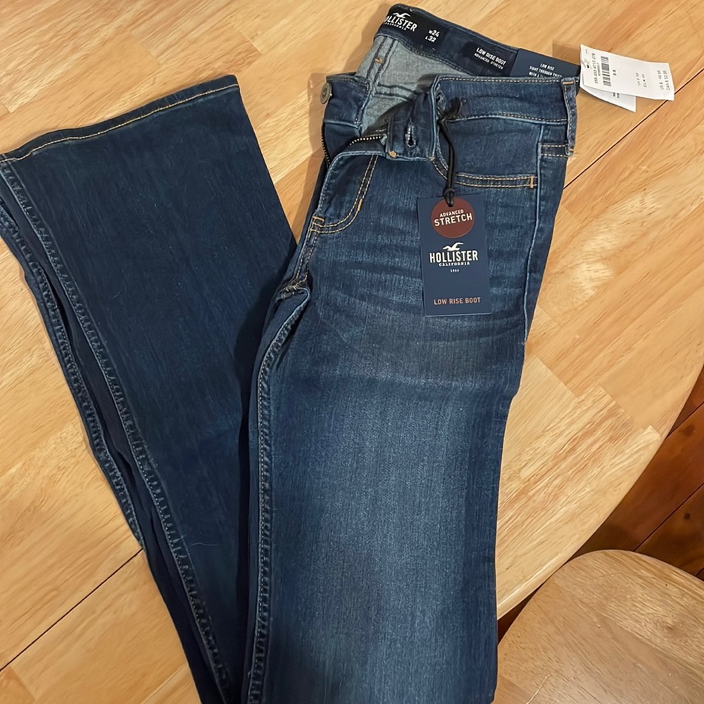 NWT Hollister boot cut jeans LOW rise